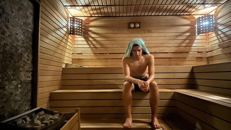 Post-exercise sauna bathing drives rapid plasma volume expansion and thermoregulatory adaptation